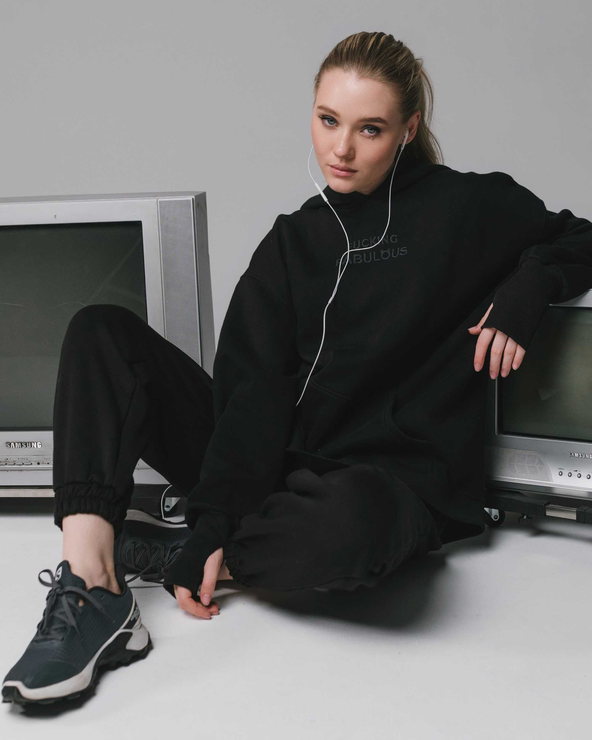 Костюм FUCKING FABULOUS